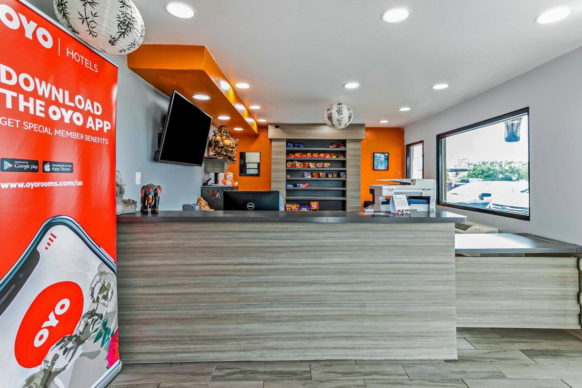 Oyo Hotel Lake Charles Hwy 10 Екстер'єр фото